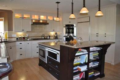 Example of a kitchen design in Edmonton