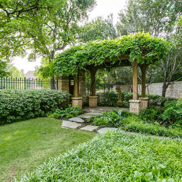 European inspired residence built by Bob Thompson & designed by Robbie Fusch