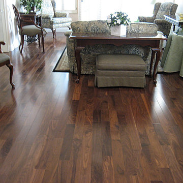 Walnut Natural Smooth Engineered Wood Floor