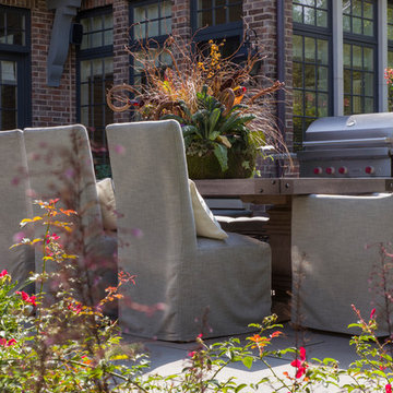 Outdoor Dining Room-Fall