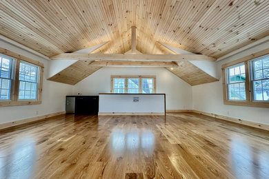 Trendy home design photo in New York