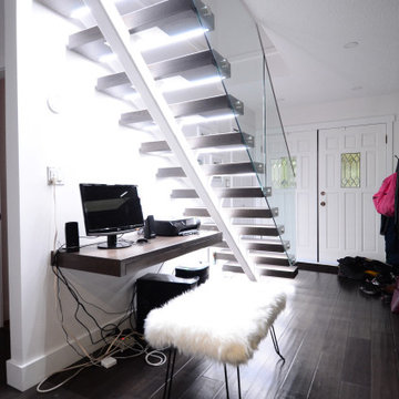 Floating stairs