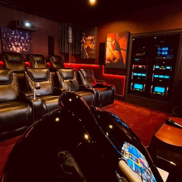 Custom Theaters
