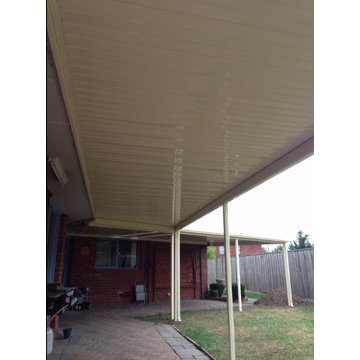 Flat roof pergola