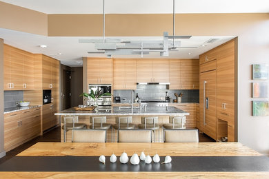 Trendy kitchen photo in Seattle