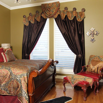 Animal Print & Chocolate Guest Room