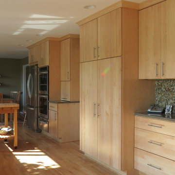 Bloomfield Hills Modern Kitchen