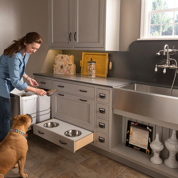 Hideaway Pet Dish Holder