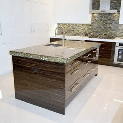 SNOW WHITE POLISHED MARBLE - Products