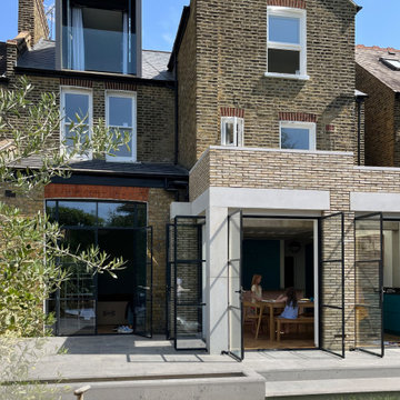 Rollscourt Avenue