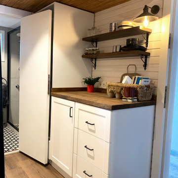 Tiny House, Tiny Haos