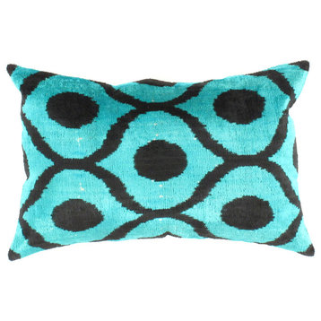Ti 189 Blue Dot Velvet Pillow
