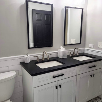 Black & White Hall Bath