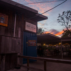 Moon Tower Inn - Products