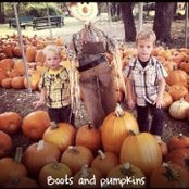 Bernadette Helton's photo