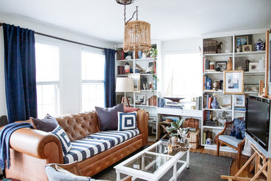 Inspiration for an eclectic living room remodel in Nashville