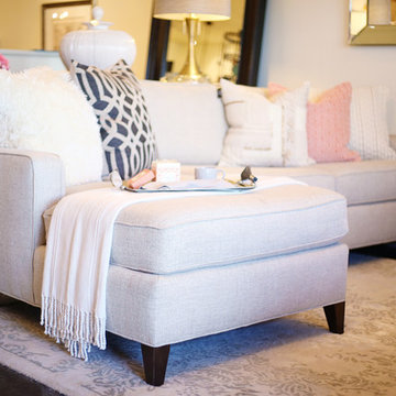 Invitation to lounge