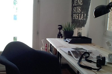 Cette image montre un bureau urbain.