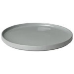 blomus - Pilar Dinner Plate, Set of 4, Mirage Gray, 11" - Give dinner the grand entrance they deserve with the PILAR plates. Simple yet beautifully designed, these plates feature a grooved edge that allows for an easy grip when serving or removing. When mealtime is over, these plates stack easily in your cabinet or sideboard.