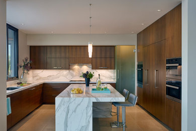 Kitchen - contemporary kitchen idea in San Francisco