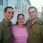 Naomi Shimoni's photo