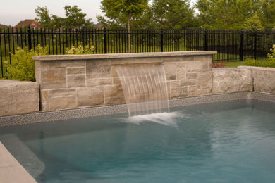 Example of a large trendy pool design in Toronto