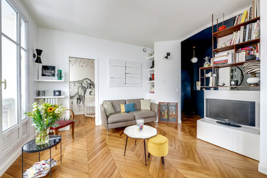 Cette image montre un salon design.