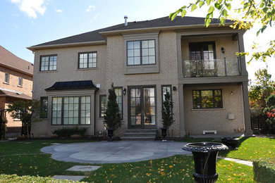 Modern exterior home idea in Toronto