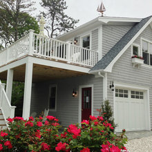 Detached garage with apartment