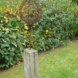 Sculpture by Anne Roberts of Fenton Roberts Garden Design - Garden Statues, Sculptures & Art
