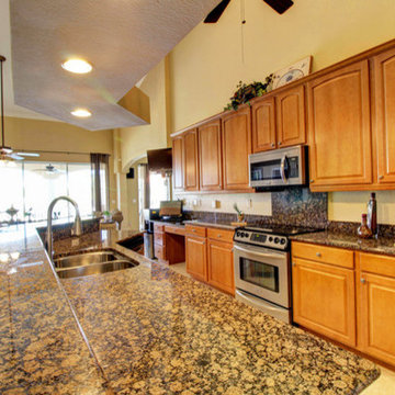 2807 SW 40th Street: Occupied Home Staging/redesign