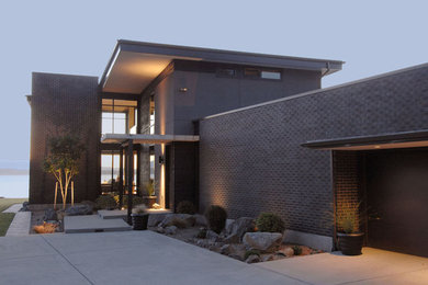 Modern exterior home idea in Seattle