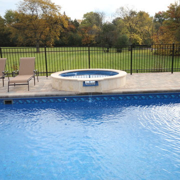 20 x 44 Rectangle with Spill Over Spa (OakBrook 2014)