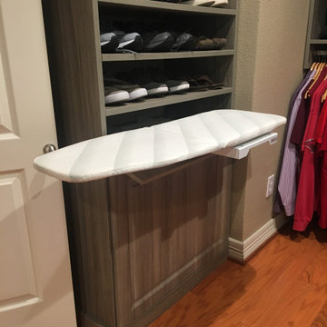 Master Closet - Raised Panel Campania - Rice Military, Houston, TX