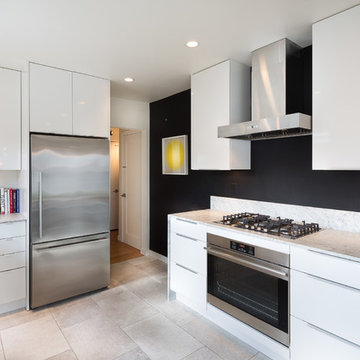 Kitchen Reno with Statement Wall