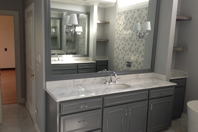 Inspiration for a contemporary bathroom remodel in Dallas