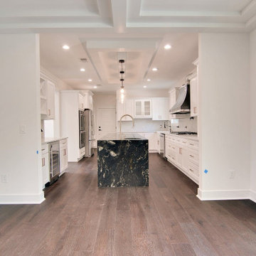Kitchen Cabinets & Countertop Project in Franklin Lakes, New Jersey