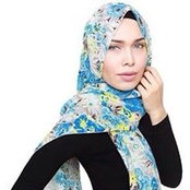 Adlina Anis's photo