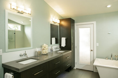 Inspiration for a modern bathroom remodel in Denver