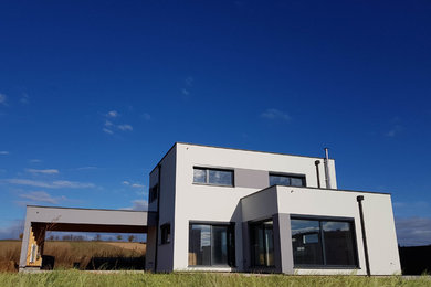 Réalisation d'une façade de maison.