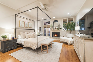 Inspiration for a french country bedroom remodel in Austin