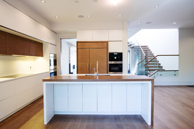 Kitchen - kitchen idea in Toronto