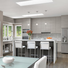 Kitchen: Cabinets