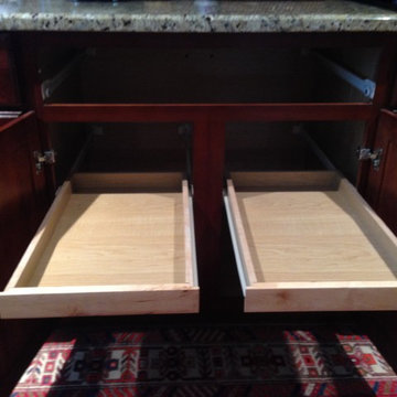 Kitchen Roll Outs - Center Stile Removal