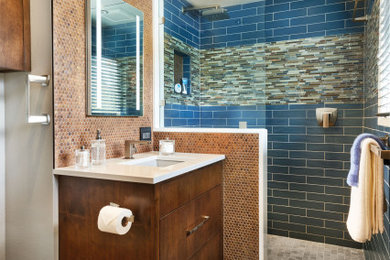 Example of a bathroom design in Portland