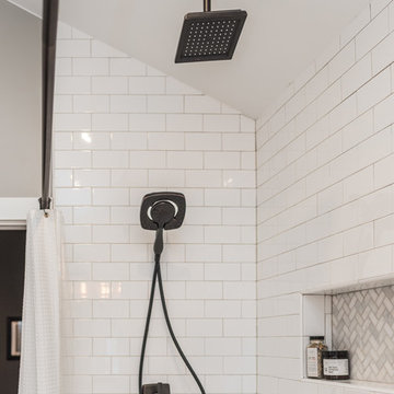 Modern Farmhouse Bathroom