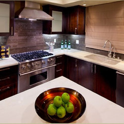 Terra Bella, Pasadena CA - Kitchen Faucets