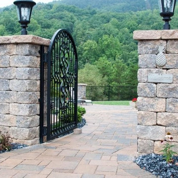 Groundscapes Pool, Outdoor Kitchen and Retaining Wall Project