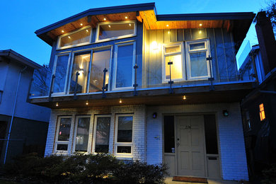 Exterior home photo in Vancouver