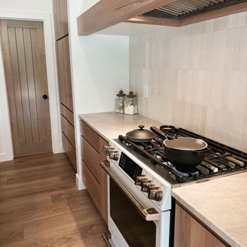 Courtier Collection | Camarilla Oak